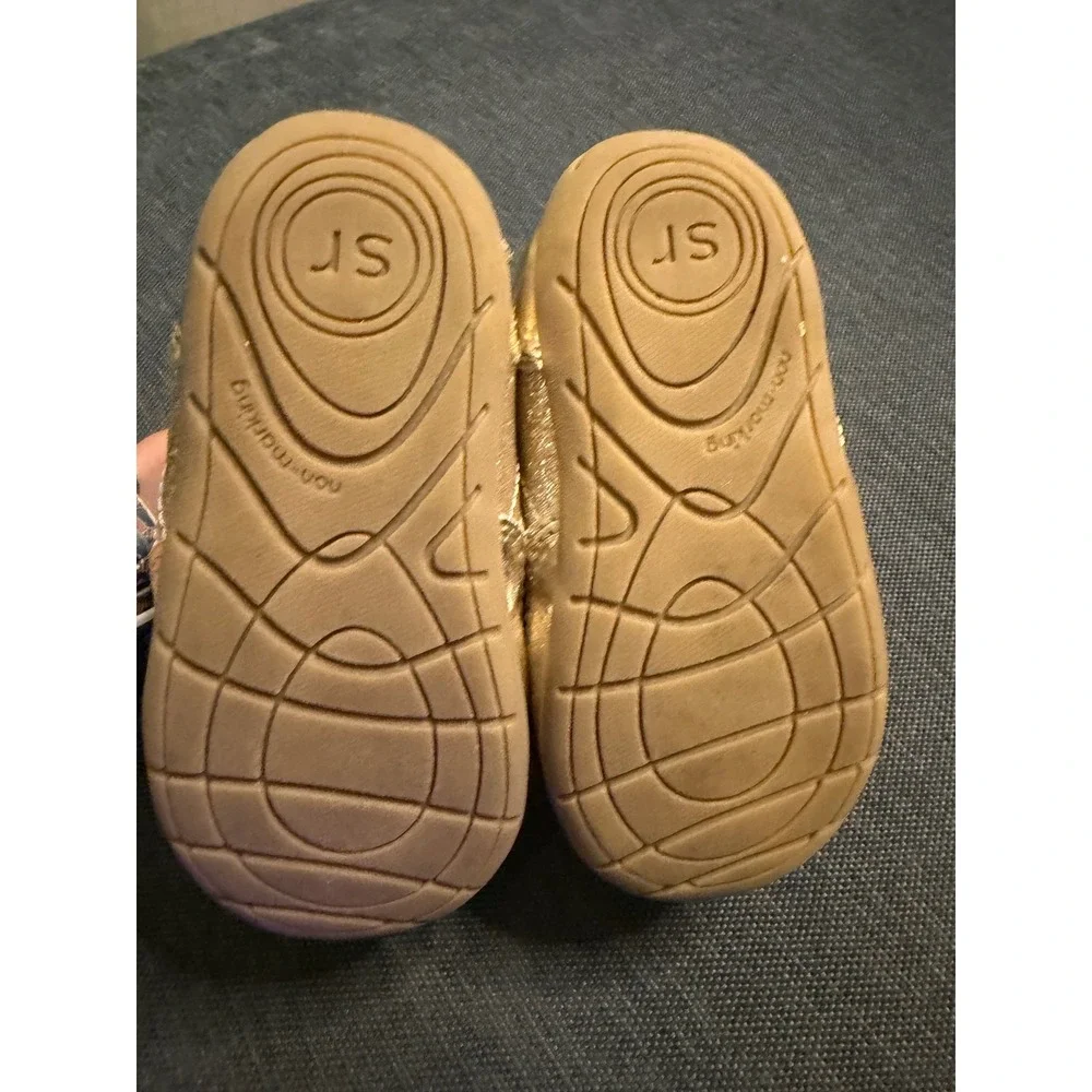 Munchkin‎ by Stride Rite Bennett Gold Glitter Sneakers Kids Size 5M MK000202